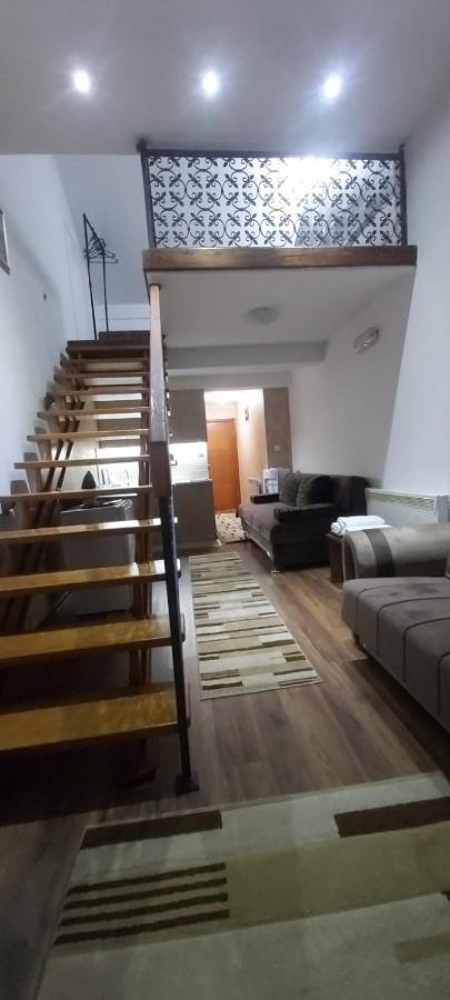 Apartmani Mia Vuksanovic Τσέτινιε Εξωτερικό φωτογραφία