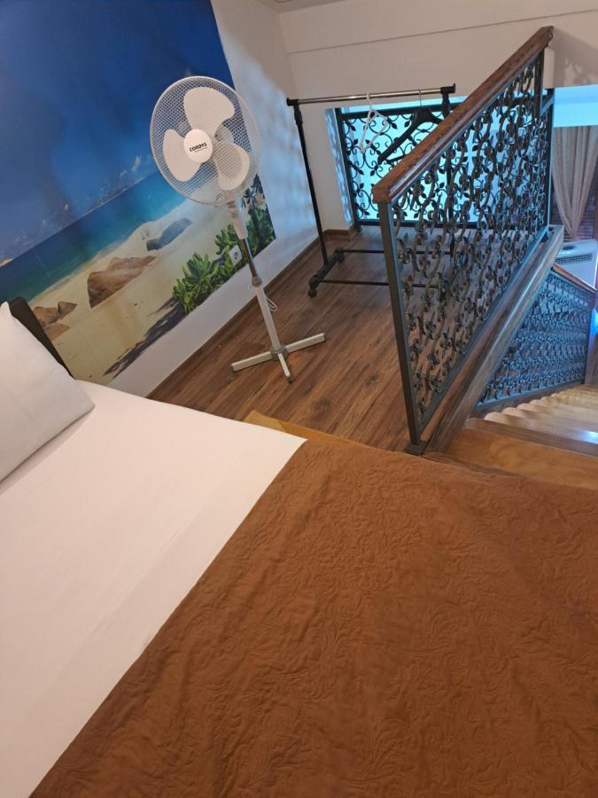 Apartmani Mia Vuksanovic Τσέτινιε Εξωτερικό φωτογραφία