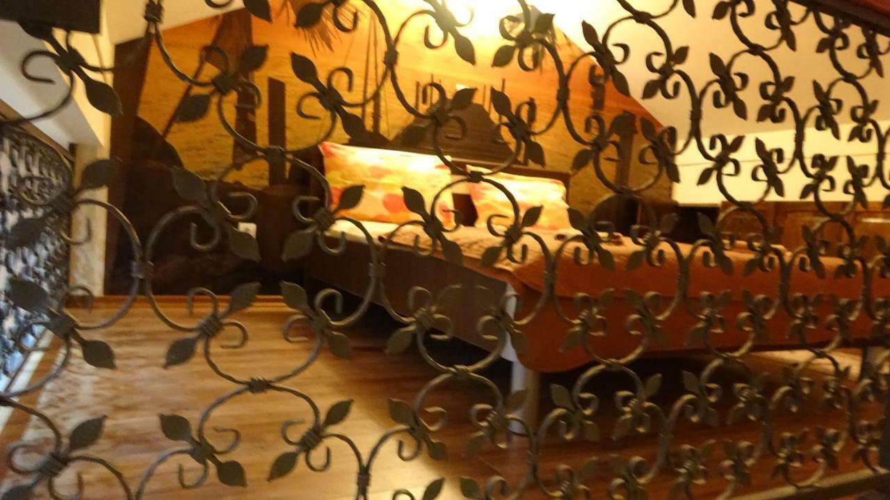Apartmani Mia Vuksanovic Τσέτινιε Εξωτερικό φωτογραφία