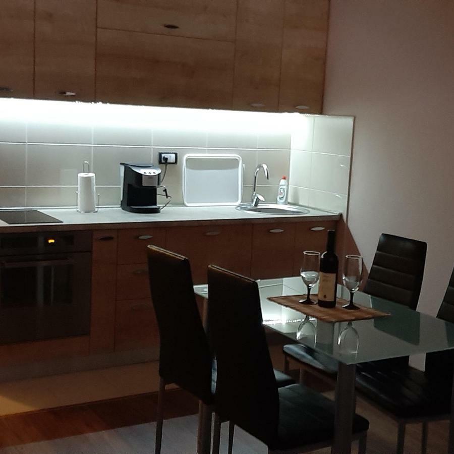Apartmani Mia Vuksanovic Τσέτινιε Εξωτερικό φωτογραφία